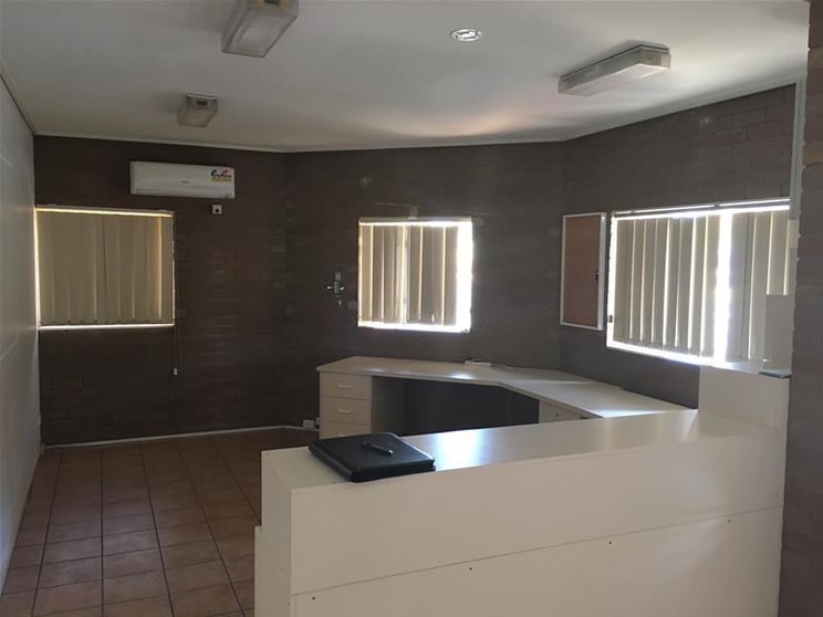 Click to view all images 272 Eleventh Street Mildura VIC 3500 - Image 2