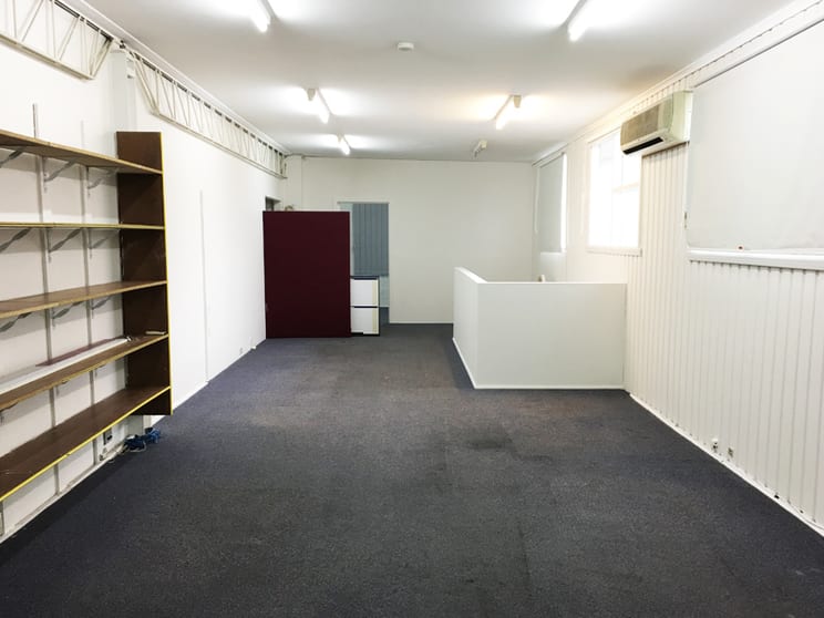 Click to view all images 82a Albion Street Brunswick VIC 3056 - Image 3