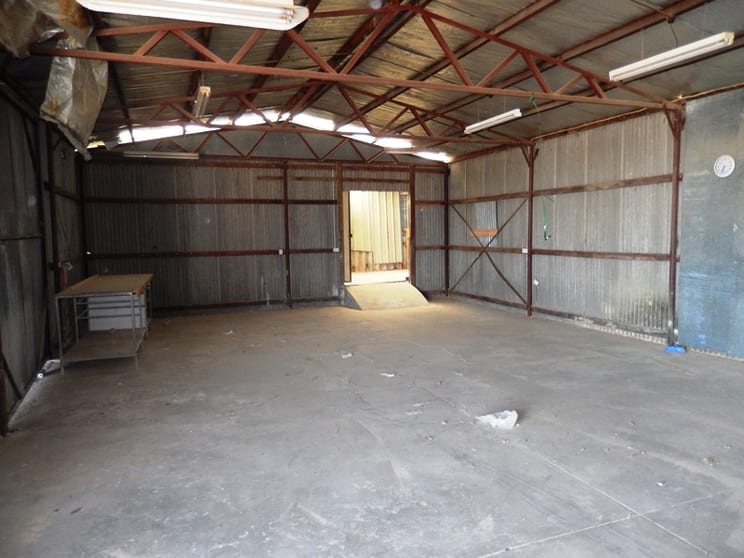 Click to view all images 43 Irvine Street Bayswater WA 6053 - Image 2