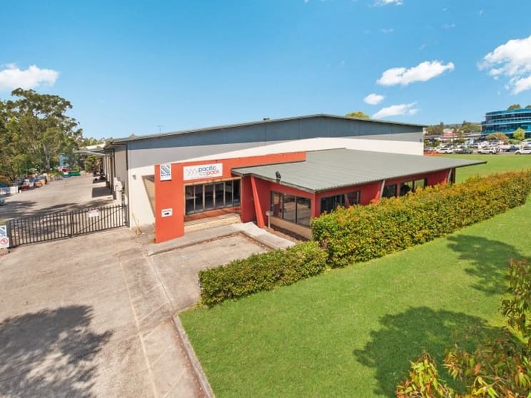 Click to view all images 4 Reliance Drive Tuggerah NSW 2259 - Image 2