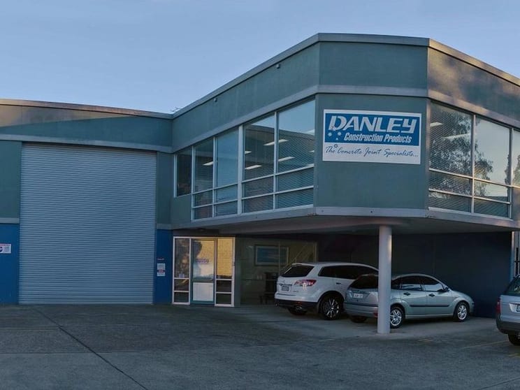 Click to view all images 2/34 Prime Drive Seven Hills NSW 2147 - Image 1