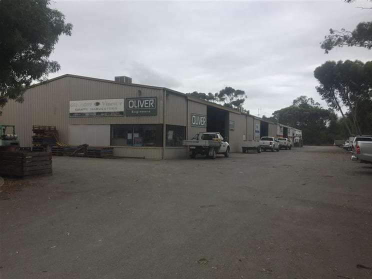 Click to view all images Unit 2, 23 Main Road Mclaren Vale SA 5171 - Image 1