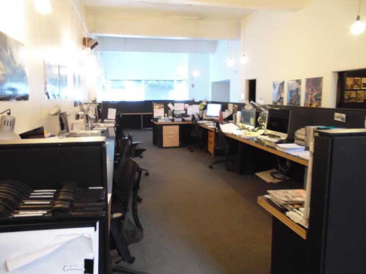 Click to view all images Ground Flo/268 Rosslyn Street West Melbourne VIC 3003 - Image 3