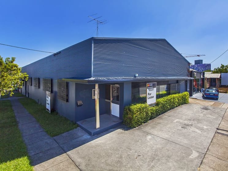 Click to view all images 15 Overend Street East Brisbane QLD 4169 - Image 1