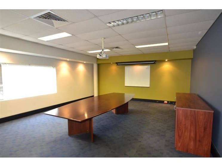 (Suite 5)/29 Smith Street Charlestown NSW 2290 - Image 2