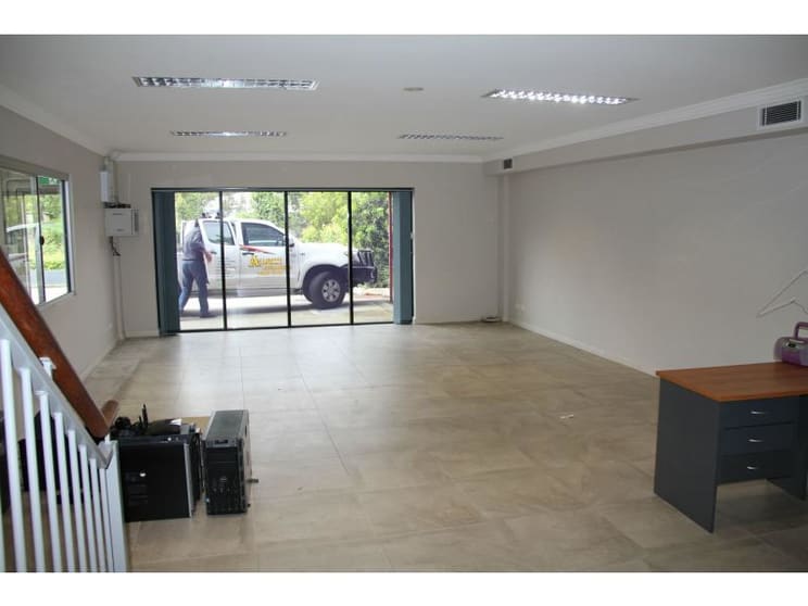 Click to view all images 14 Alex Fisher Drive Burleigh Heads QLD 4220 - Image 3