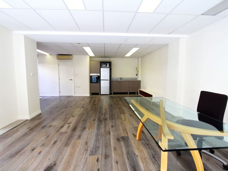 Click to view all images 6/662 Botany Road Alexandria NSW 2015 - Image 2