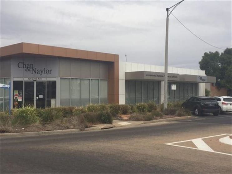 Click to view all images 126 Lime Avenue Mildura VIC 3500 - Image 2