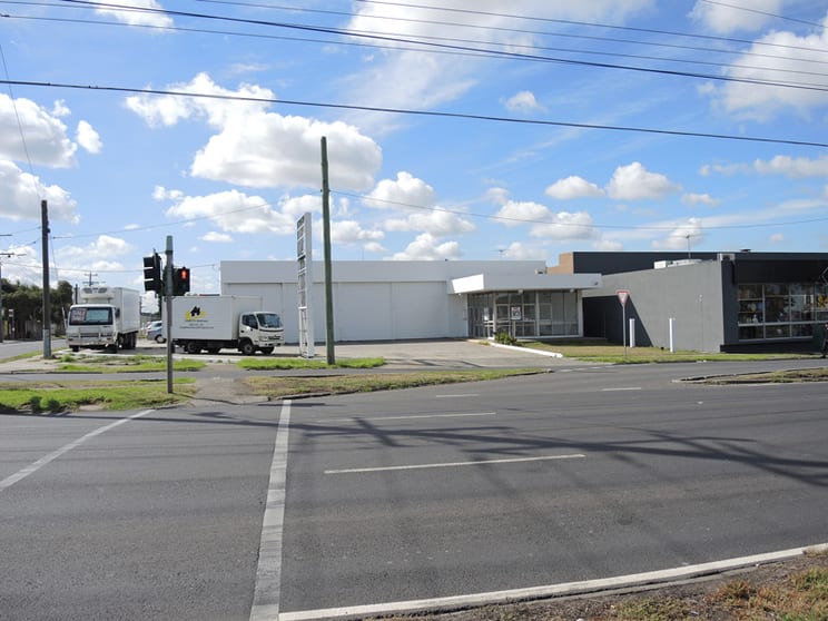 Click to view all images 1648-1658 Sydney Road Campbellfield VIC 3061 - Image 2