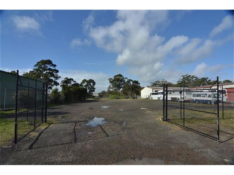Click to view all images 38 Heather Street Heatherbrae NSW 2324 - Image 1