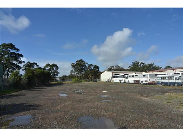 Click to view all images 38 Heather Street Heatherbrae NSW 2324 - Image 3