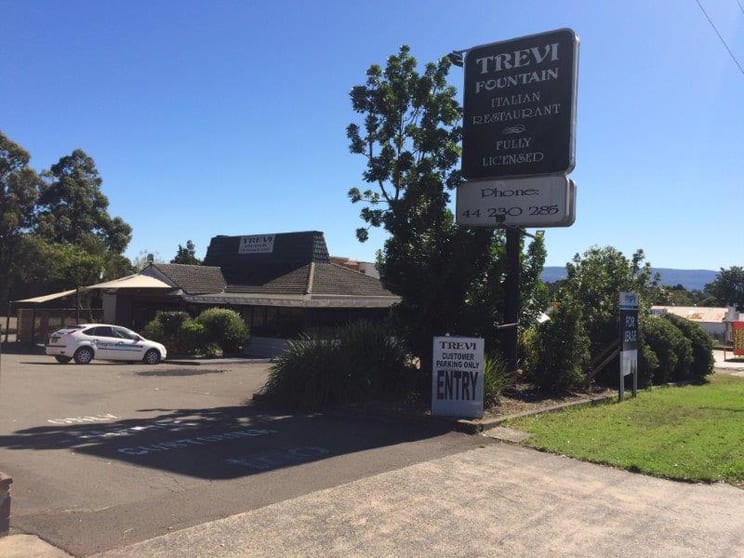Click to view all images 221 Kinghorne Street Nowra NSW 2541 - Image 2