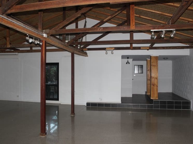 Click to view all images 2B Taylor Street Toowoomba City QLD 4350 - Image 3