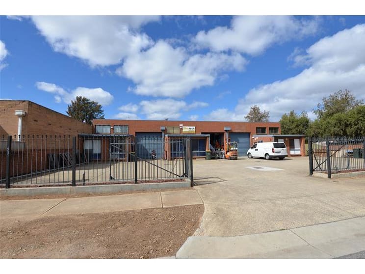 Click to view all images Unit 1, 41 Wood Avenue Brompton SA 5007 - Image 1
