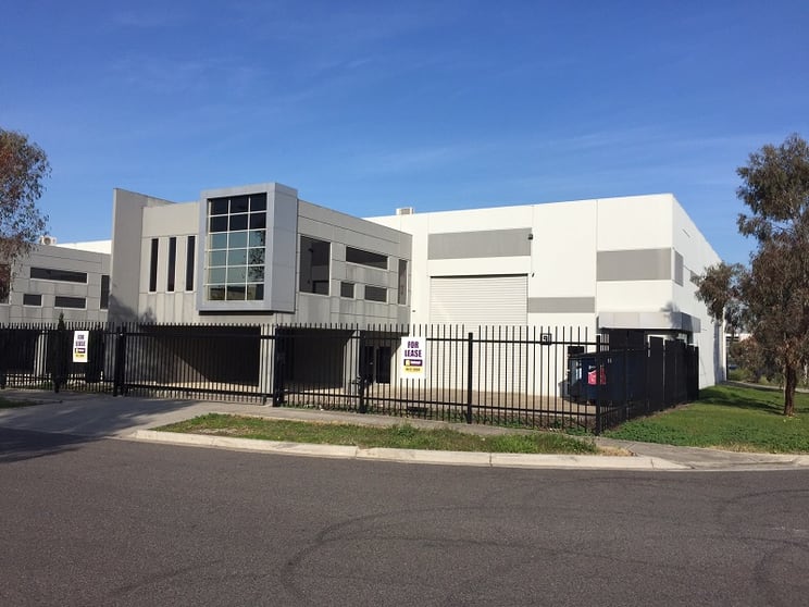 Click to view all images 9 Humeside Drive Campbellfield VIC 3061 - Image 2