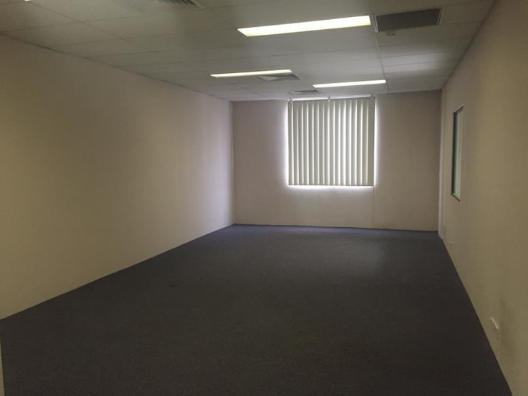 Click to view all images 79 Williamson Road Ingleburn NSW 2565 - Image 3