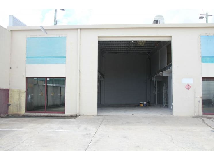 Click to view all images 3/48 Junction Road Burleigh Heads QLD 4220 - Image 1