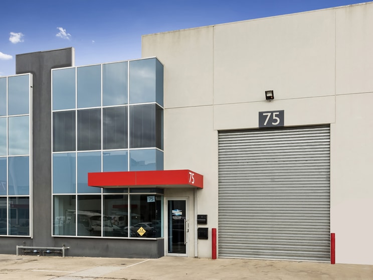 Click to view all images 75 Bakehouse Road Kensington VIC 3031 - Image 1