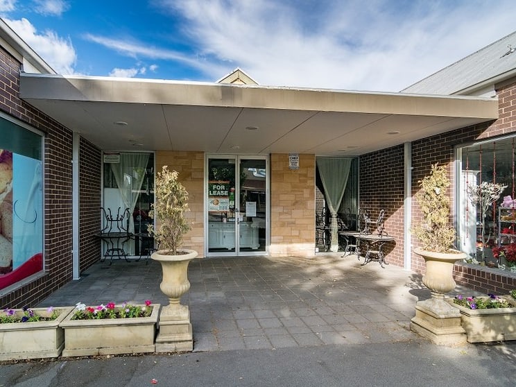 Shop 3/13-15 Main Street Hahndorf SA 5245 - Image 2