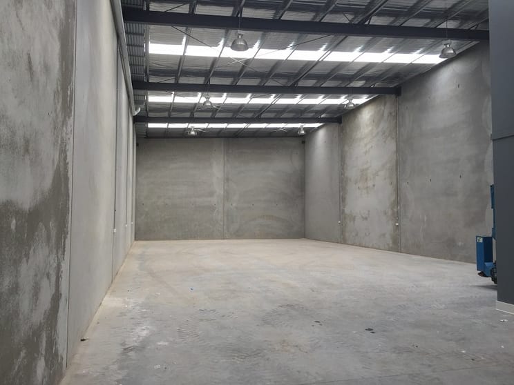 Click to view all images 1/12-14 Grasslands Avenue Craigieburn VIC 3064 - Image 2