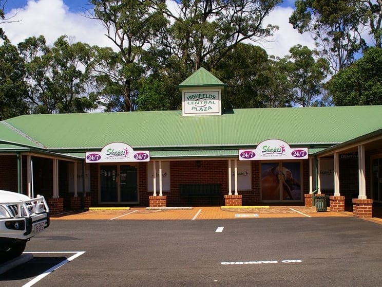 4a/2 Plaza Circle Highfields QLD 4352 - Image 1