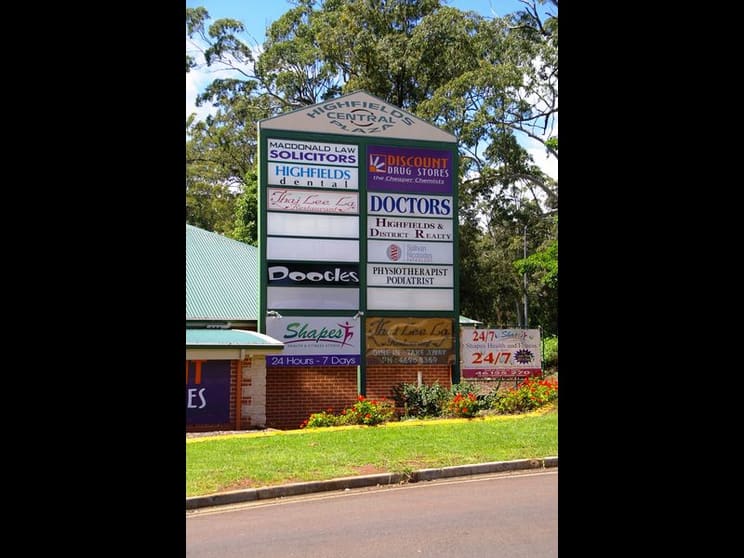 4a/2 Plaza Circle Highfields QLD 4352 - Image 2
