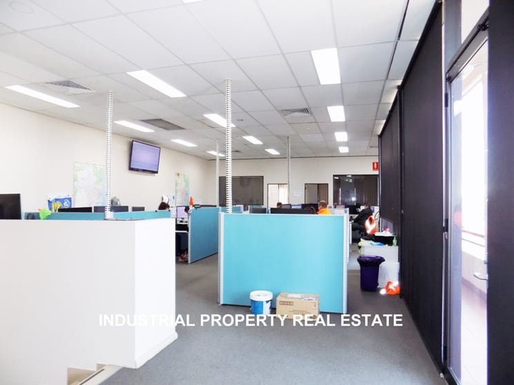 Click to view all images Arndell Park NSW 2148 - Image 1