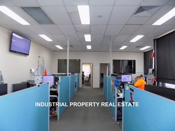 Click to view all images Arndell Park NSW 2148 - Image 3