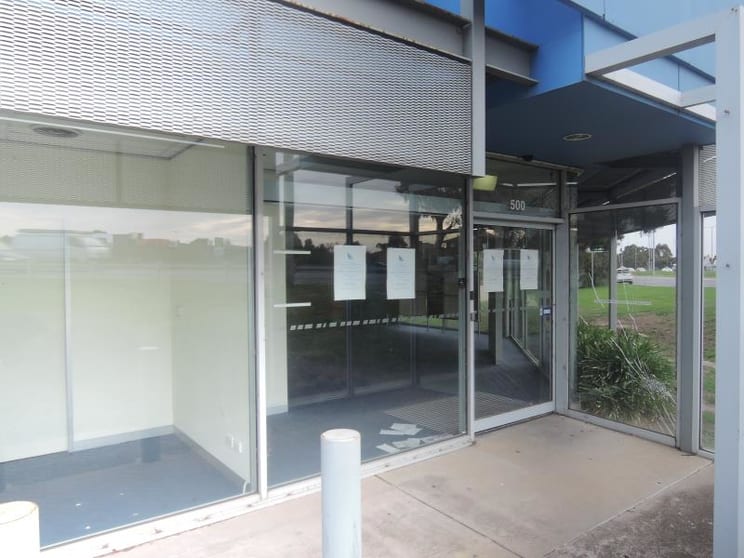 Click to view all images 520 Plenty Road Mill Park VIC 3082 - Image 2