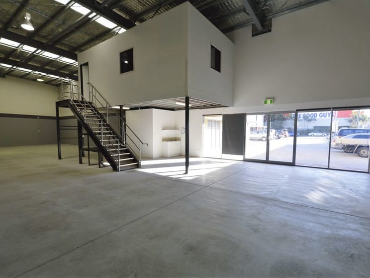 Click to view all images 4/6 Webber Drive Browns Plains QLD 4118 - Image 3
