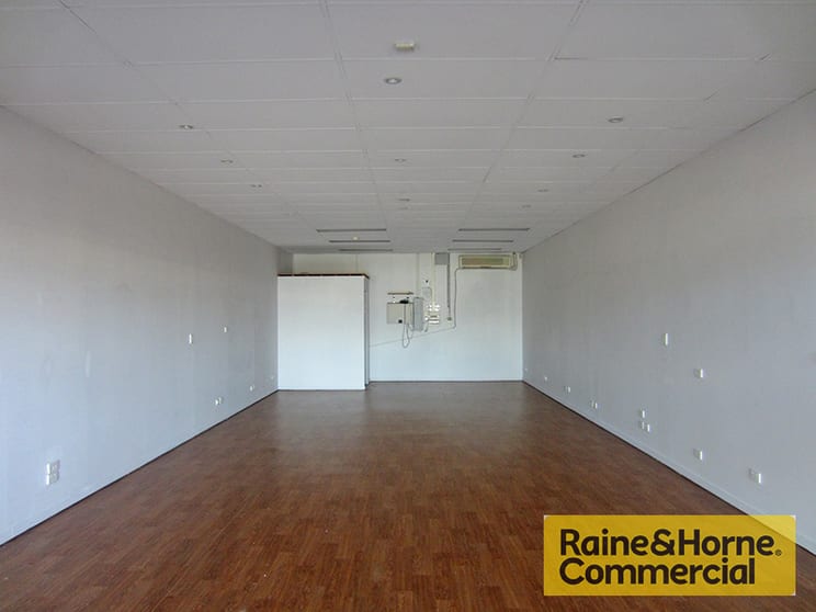 Click to view all images Aspley QLD 4034 - Image 2