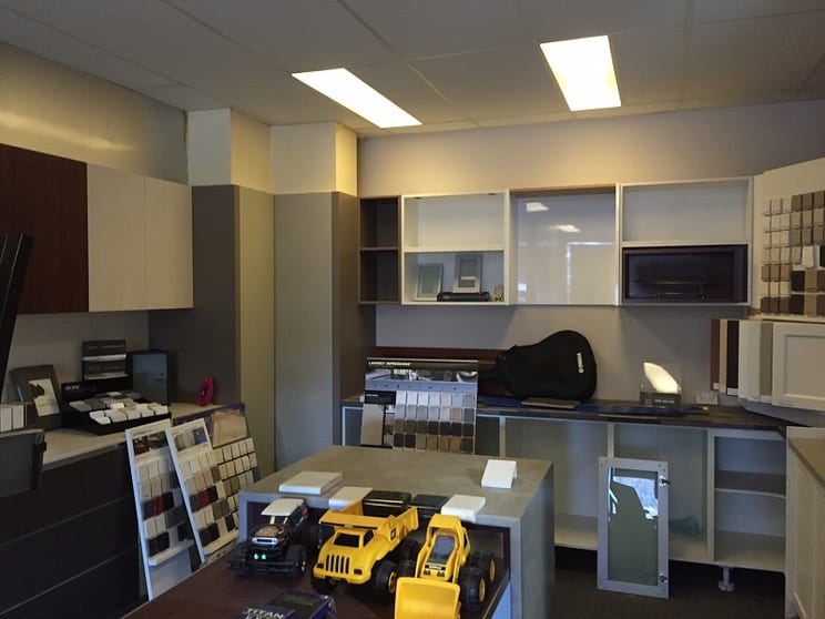 Click to view all images 2/18 Salvator Drive Campbellfield VIC 3061 - Image 2