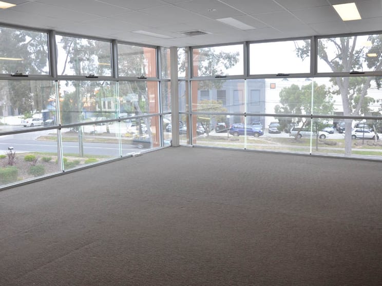 Click to view all images 149 Rooks Road Nunawading VIC 3131 - Image 2