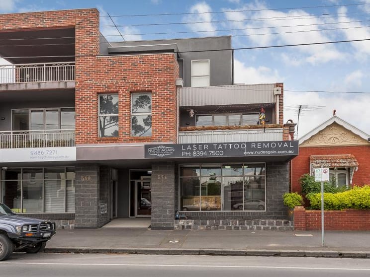 Click to view all images Shop 2/576 Nicholson Street Fitzroy North VIC 3068 - Image 1