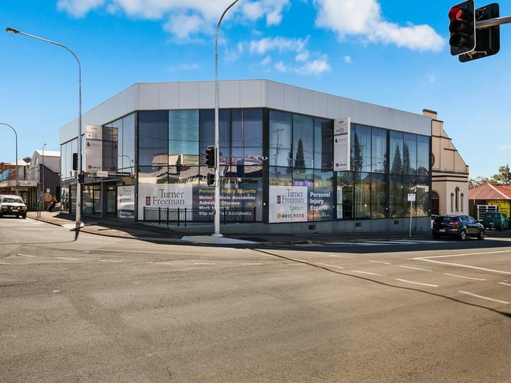 Click to view all images 4/1-3 Russell Street Toowoomba City QLD 4350 - Image 1