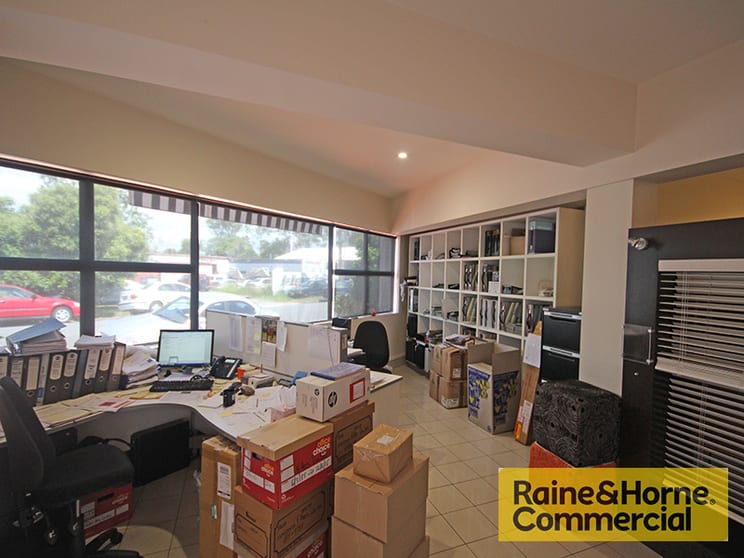 Click to view all images Northgate QLD 4013 - Image 2
