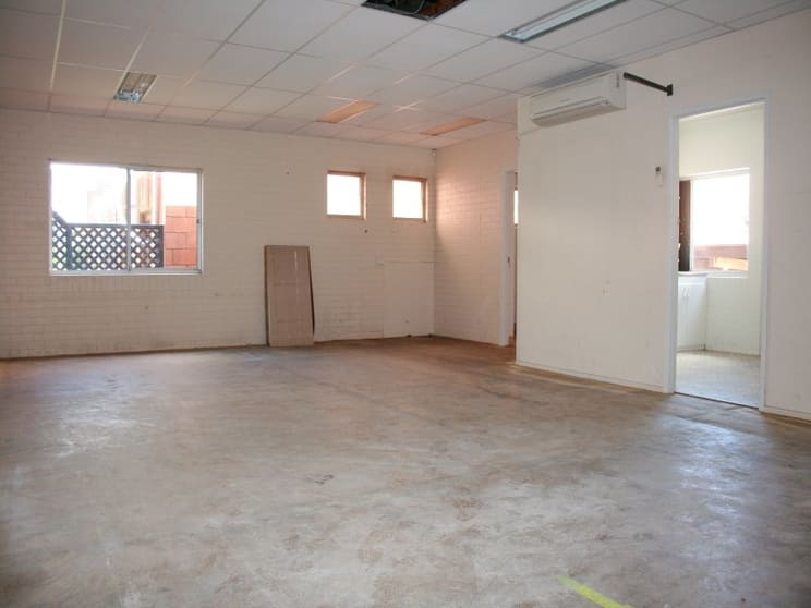 Click to view all images 1/9 Bowen Street Toowoomba City QLD 4350 - Image 1