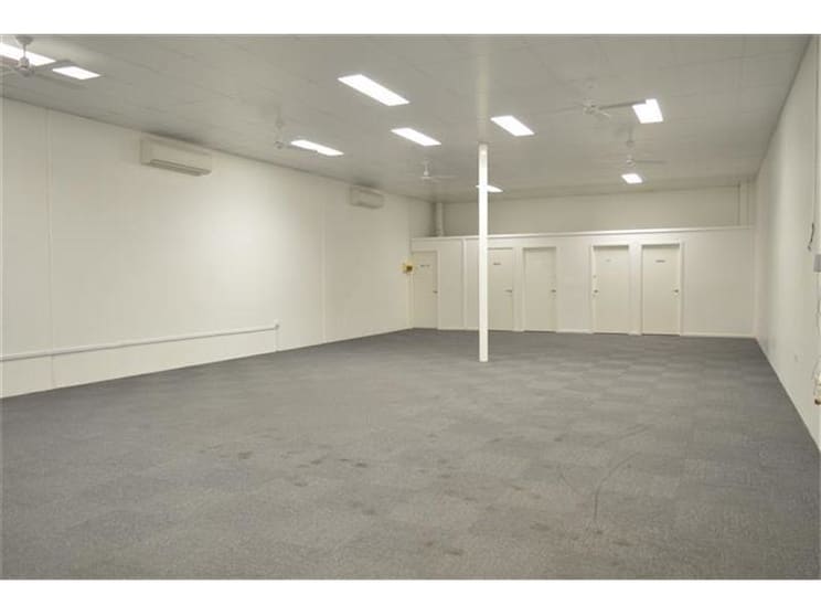 Shop 8/4a Garnett Road Green Hills NSW 2365 - Image 2