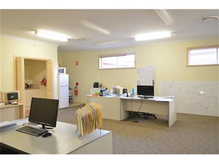 Click to view all images Suite 2/48 Belmore Road Lorn NSW 2320 - Image 3