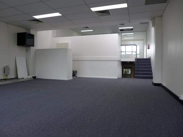 Click to view all images 861 Doncaster Road Doncaster VIC 3108 - Image 2
