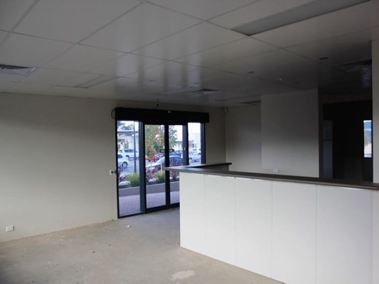 Click to view all images Unit 2, 15 Flecker Promenade Aveley WA 6069 - Image 3