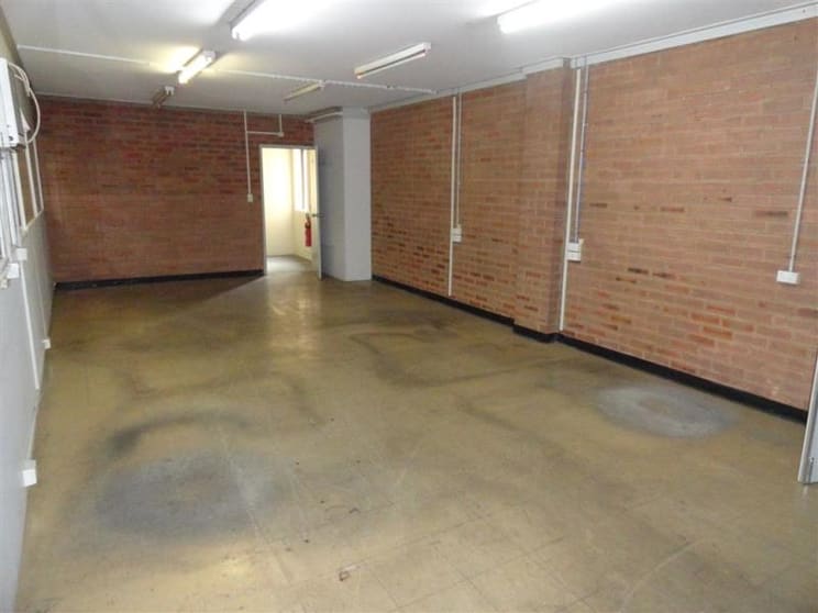 Click to view all images 4 Alfred Road Chipping Norton NSW 2170 - Image 3