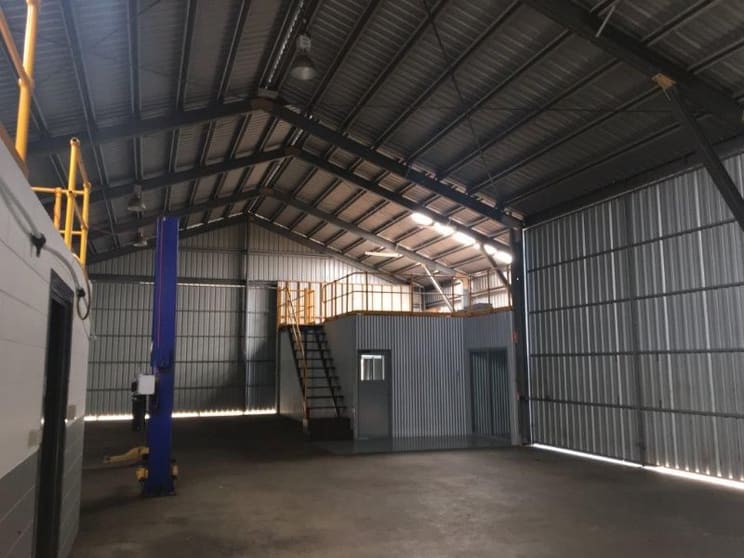 Click to view all images 31 Collins Street Bundaberg East QLD 4670 - Image 2