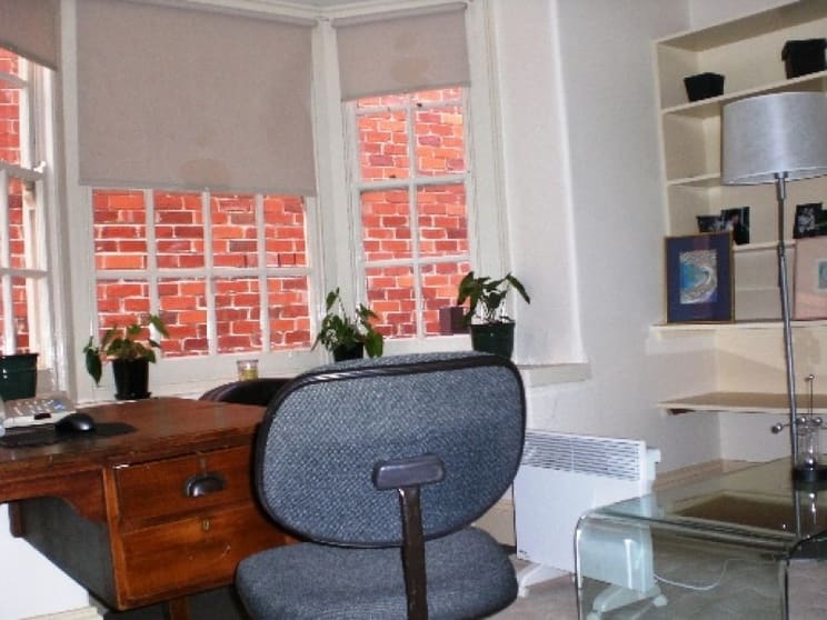Click to view all images 2/230-234 Toorak Road South Yarra VIC 3141 - Image 3
