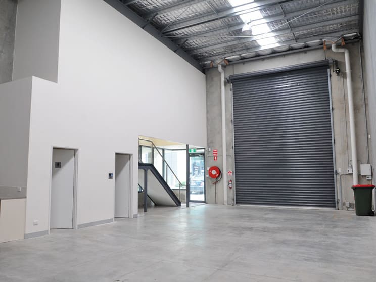 Click to view all images 2/99-101 Western Avenue Tullamarine VIC 3043 - Image 2