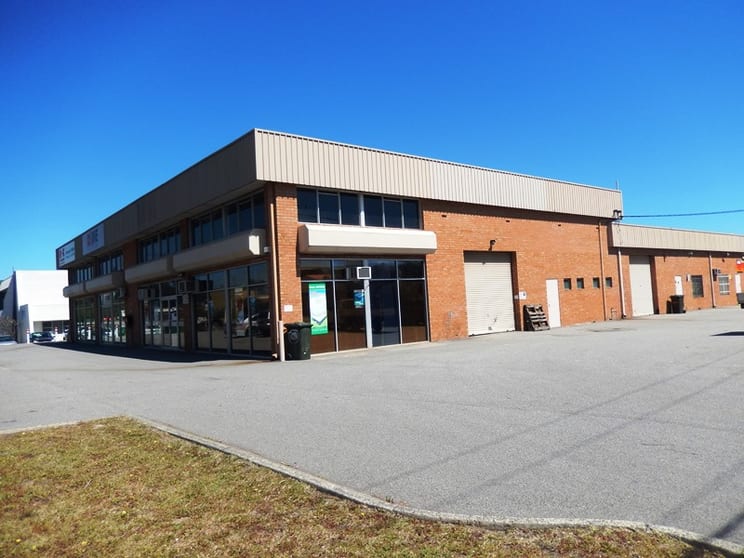 Click to view all images 2/1 Dampier Road Welshpool WA 6106 - Image 1