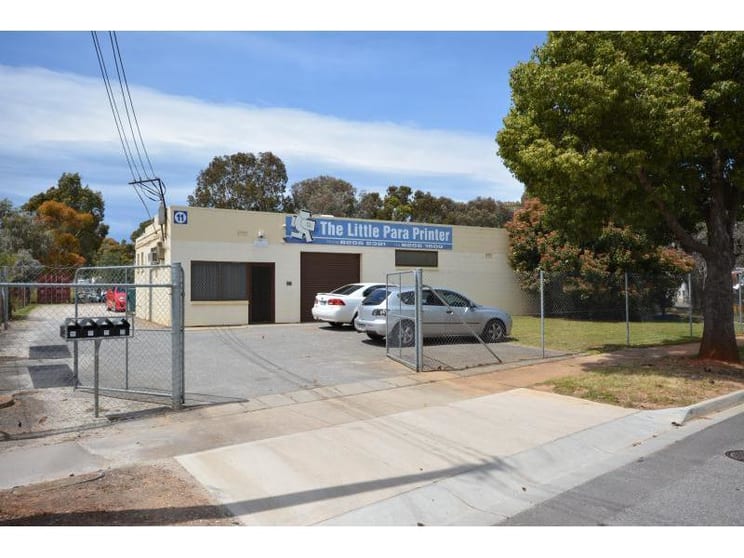 Click to view all images 11 Bayer Road Elizabeth South SA 5112 - Image 1