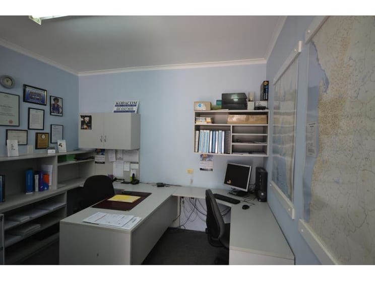 Click to view all images 11 Bayer Road Elizabeth South SA 5112 - Image 3