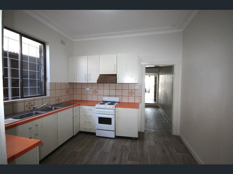Click to view all images Unit 2/156 Liverpool Road Burwood NSW 2134 - Image 3
