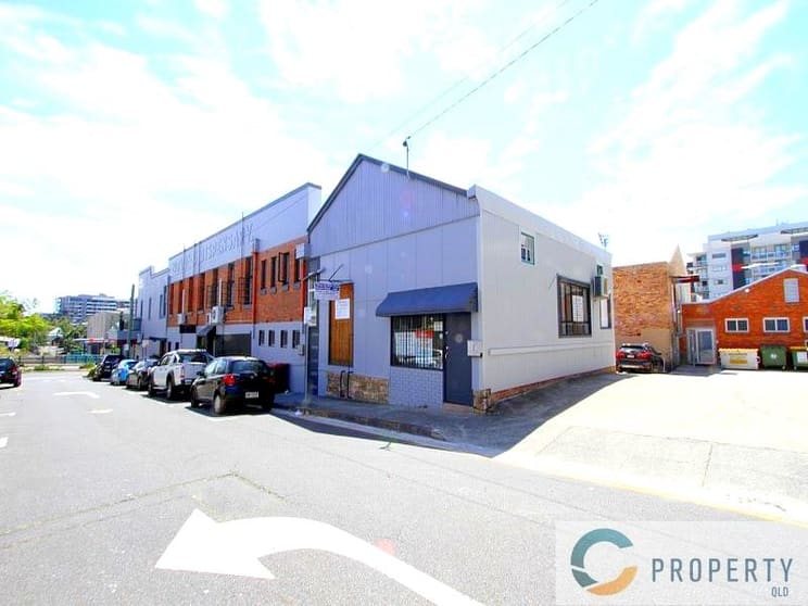 Click to view all images 2 Hubert Street Woolloongabba QLD 4102 - Image 1
